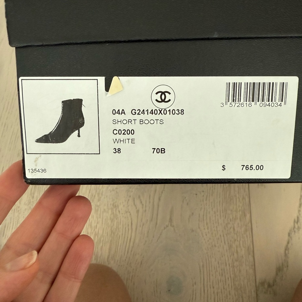 CHANEL White and Black Heeled Boots with Pointed Toe - Picture 3 of 3